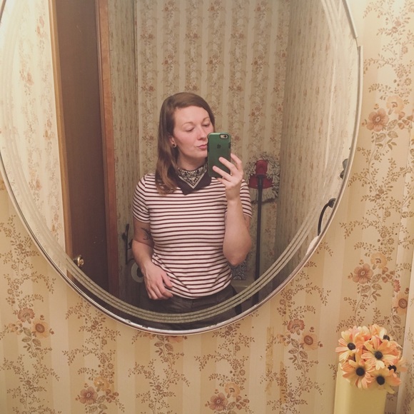 ✨ meet your posher, skyler! 🚀 - Picture 1 of 3